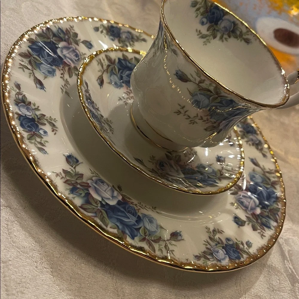 Royal Albert discontinued charming